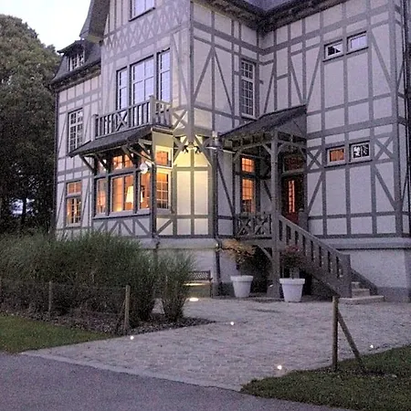 Domaine Des Bruyères 3*